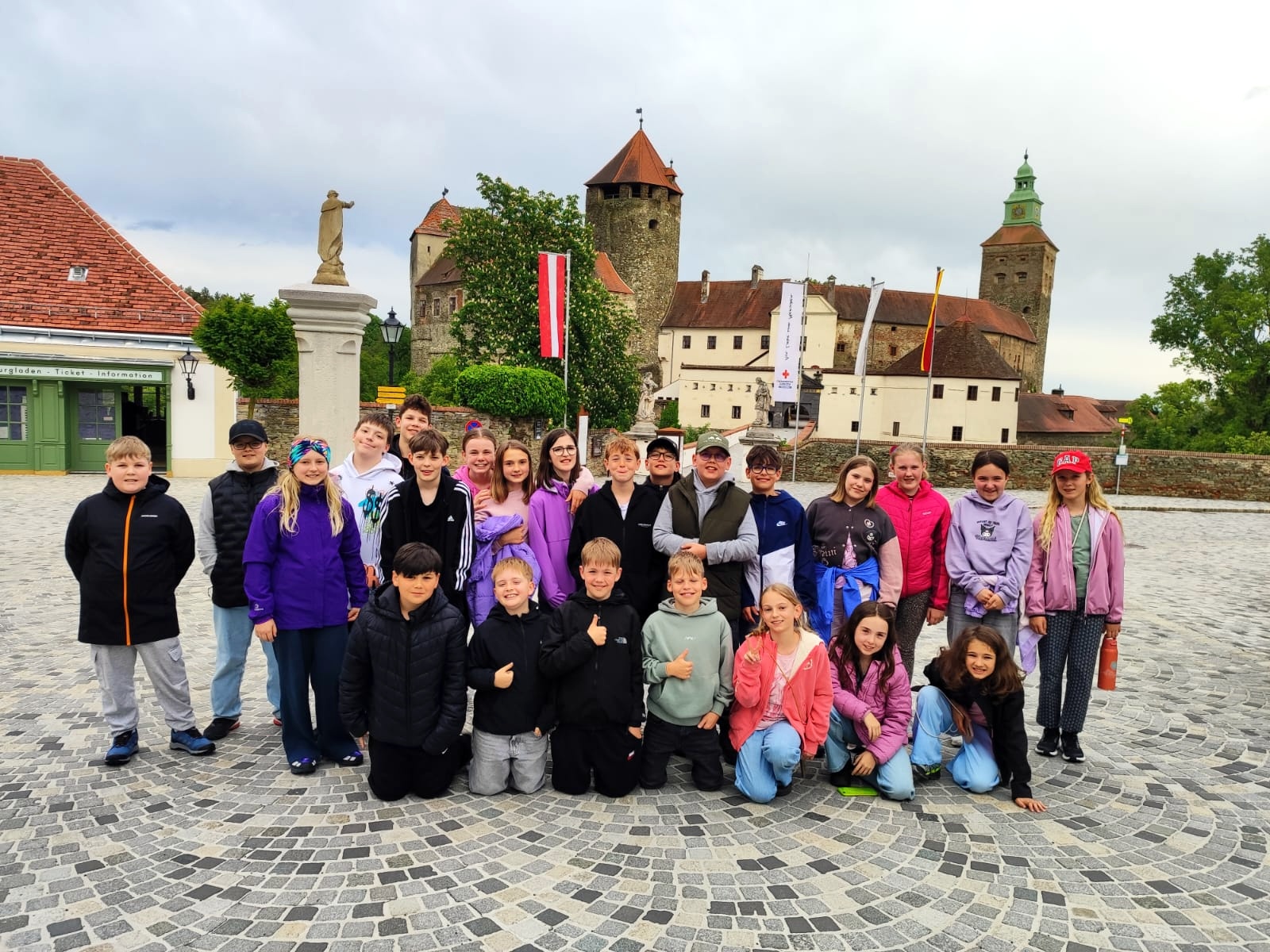 Friedenstage der 1b auf der Burg Schlaining